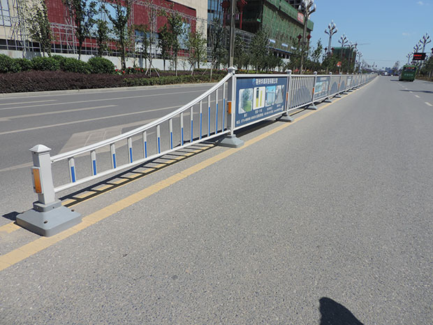 城市道路必须要安装交通护栏吗